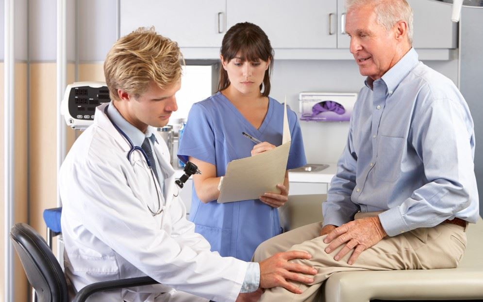 Knee Replacement Surgery - 5 Facts You Need to Know