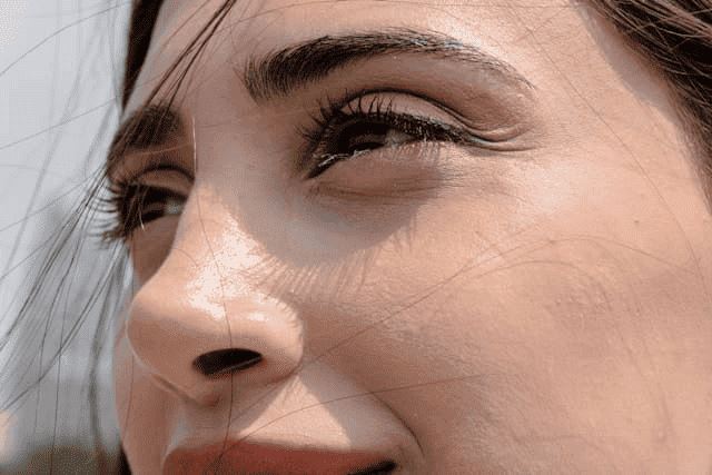 Titelbild für Glasses After Rhinoplasty: How to Protect Your Nose Job Results