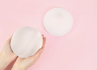 Cover image for Wie lange hält eine Brustvergrößerung an? Wie ist der Nachprozess?