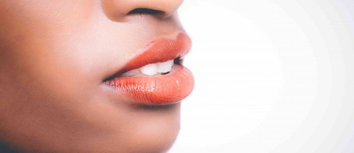 Porcelain Veneers - 5 Facts You Need To Know