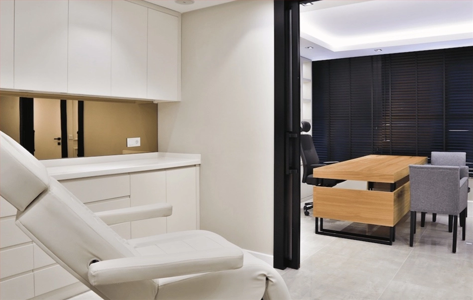 Dr. Bulent Demir Clinica